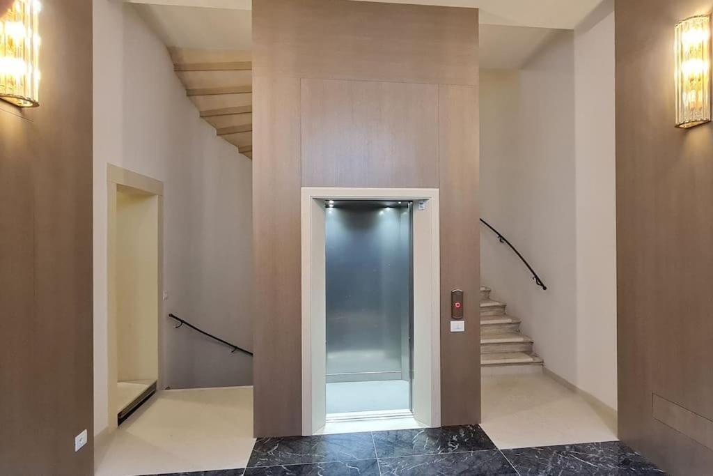 Queen Verona Luxury Apartment Exterior photo